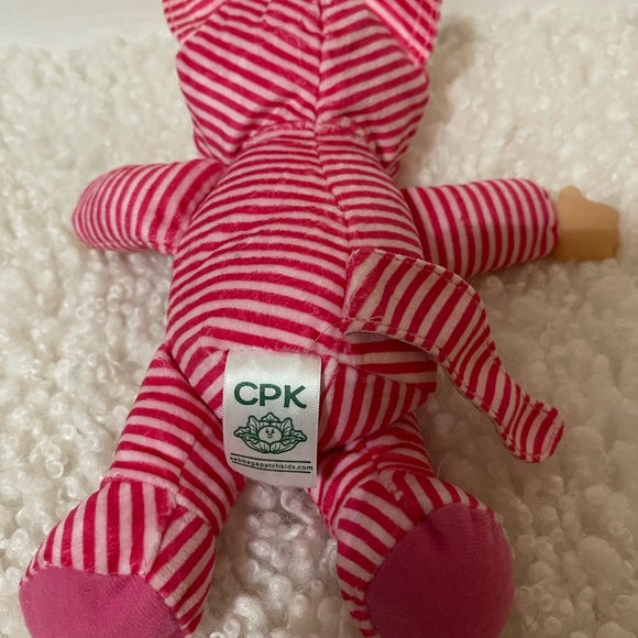 Cabbage Patch Emma Kitty 9” Doll - Picture 3 of 4